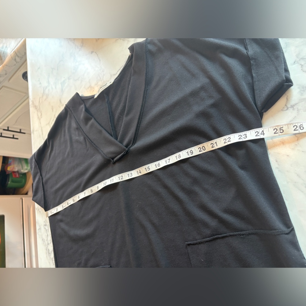 EUC Three Bird Nest On The Go Round Hem Pocketed Midi Dress - Black, Medium - Picture 13 of 15